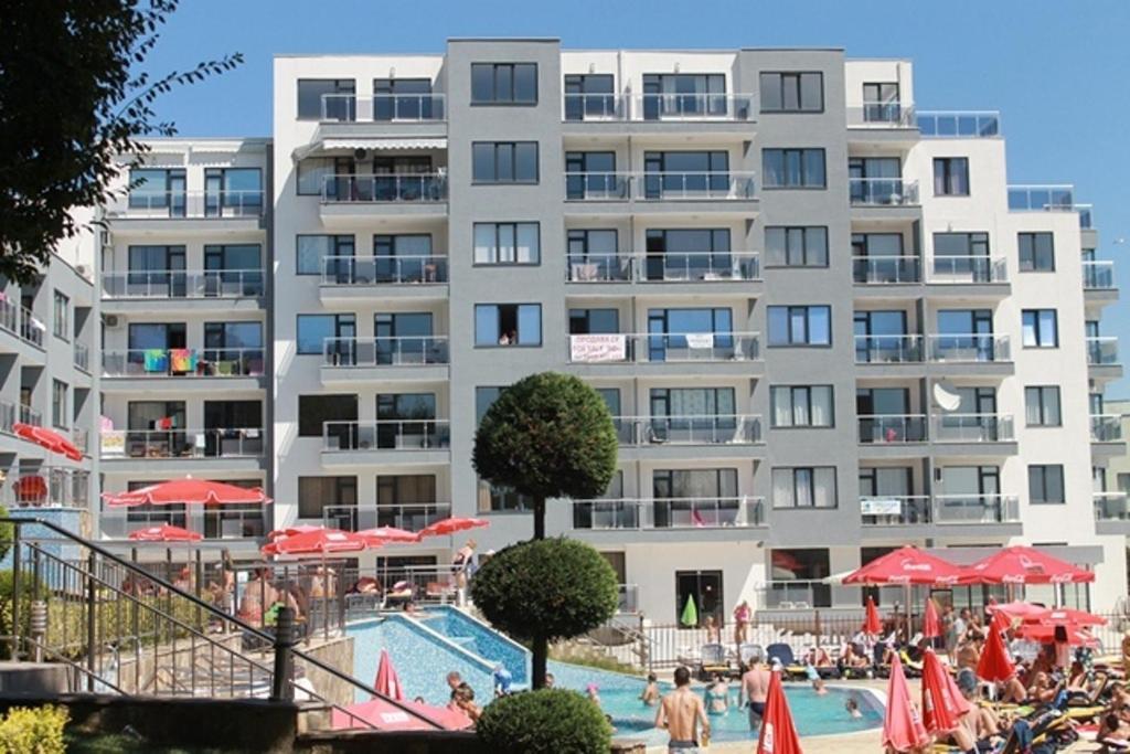 Dilov Apartments In Yalta Goldstrand Exterior foto